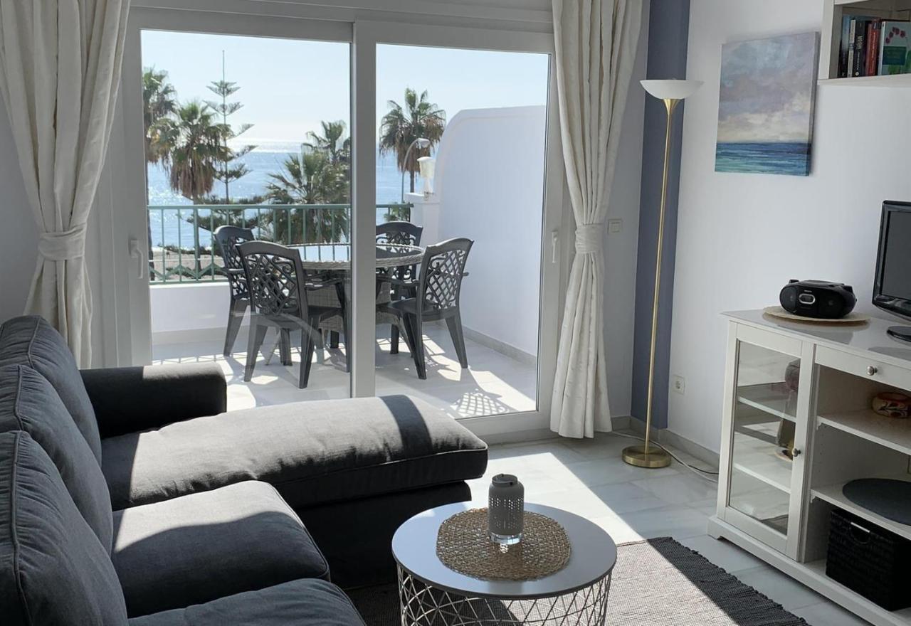 Lovely Apartment At The Beach Nerja Eksteriør bilde